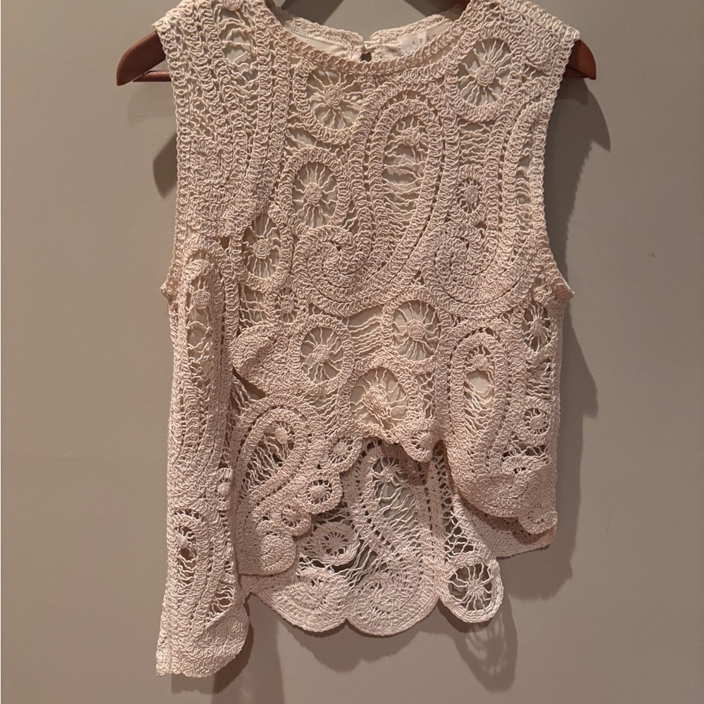 Adiva Crochet Lace Tank Top in Cream